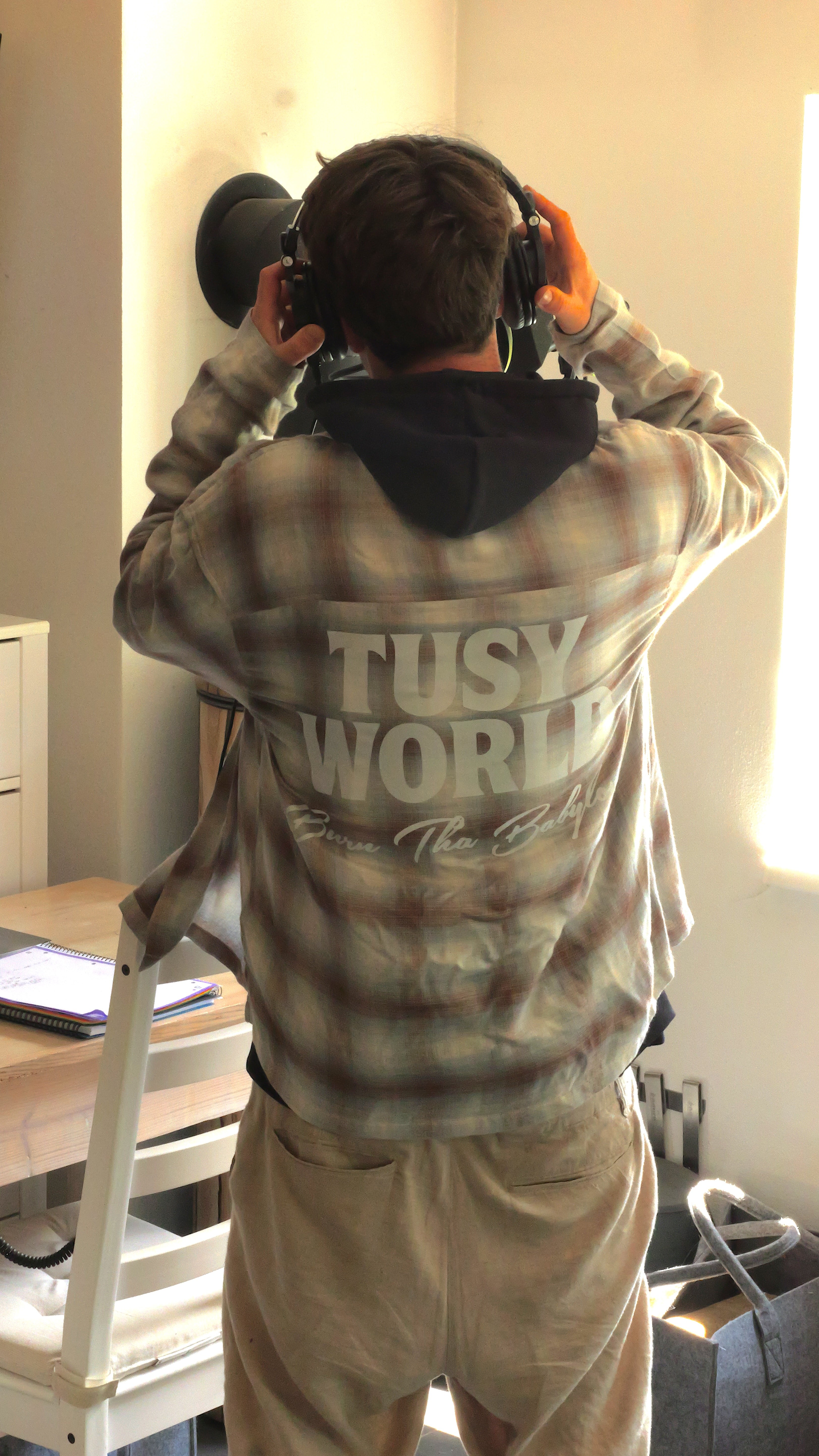 Tusy World shirt